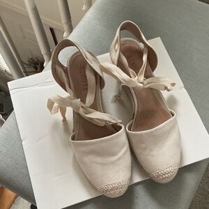 SCHUTZ Cream Espadrille Tie Ankle Wedges